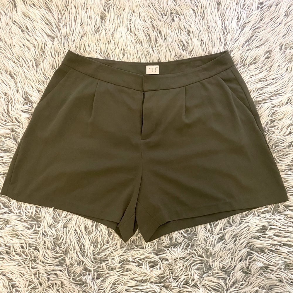 3/$15 ✨ A New Day shorts